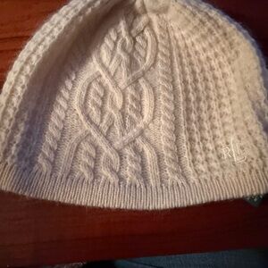 Ralph Lauren 70% Lambswool Ilaine D’Agneau 20% Angora 10% Nylon Winter Hat